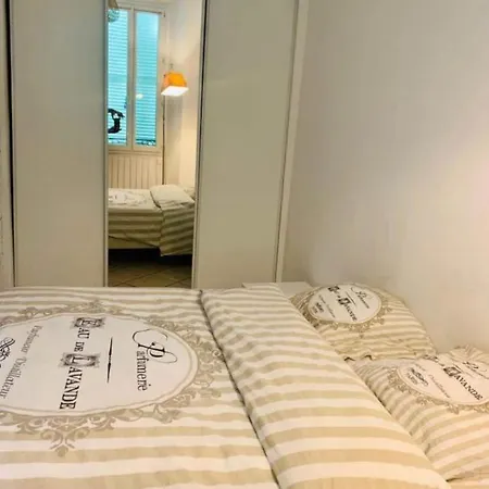 Au Coeur De Cannes, A L'angle De La Rue D'antibes * Канны